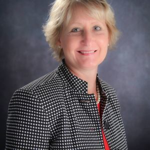 Meet your Posher, Suzanne